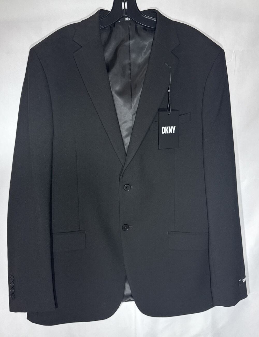 DKNY Men’s Duran Black Suit Jacket – 44R – Satin Lined – 2 Button – NWT